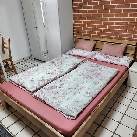 Neben Dem Apartamento Zalalövő