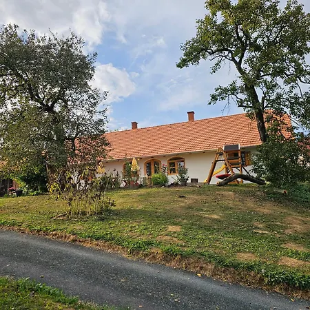 Apartamento Neben Dem *